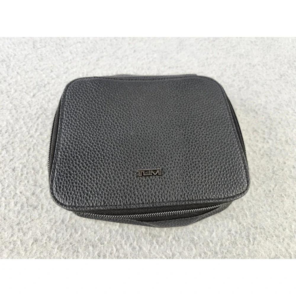 TUMI Air India Airline Zip Toiletry Amenity Case Business First Class Travel Bag